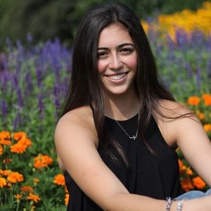 Meet your Posher, Brielle